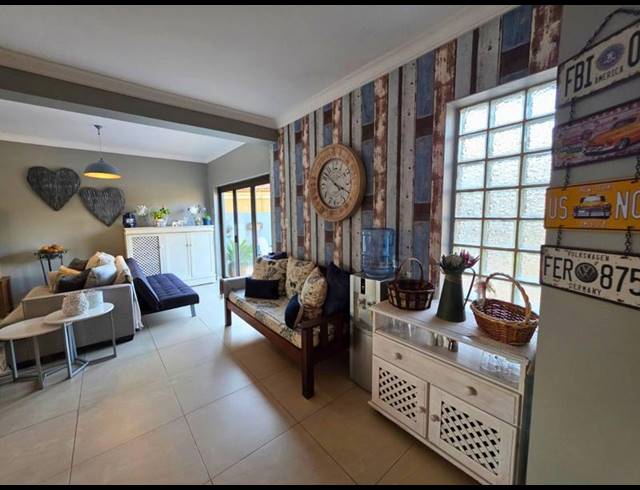 3 BEDROOM HOUSE FOR SALE IN GLEN MARAIS